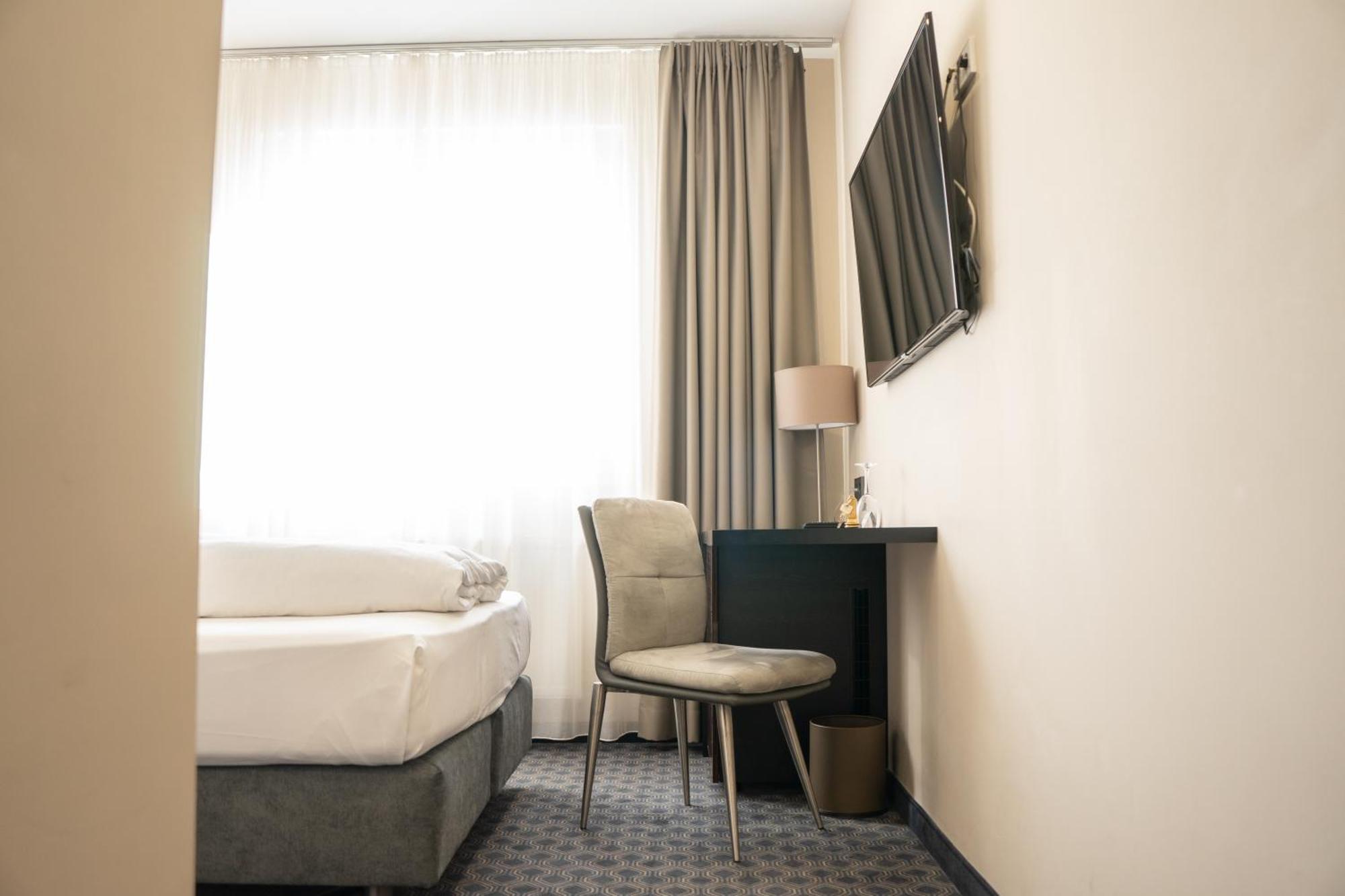 Remstal Hotel ไวน์ชตัดท์ ภายนอก รูปภาพ