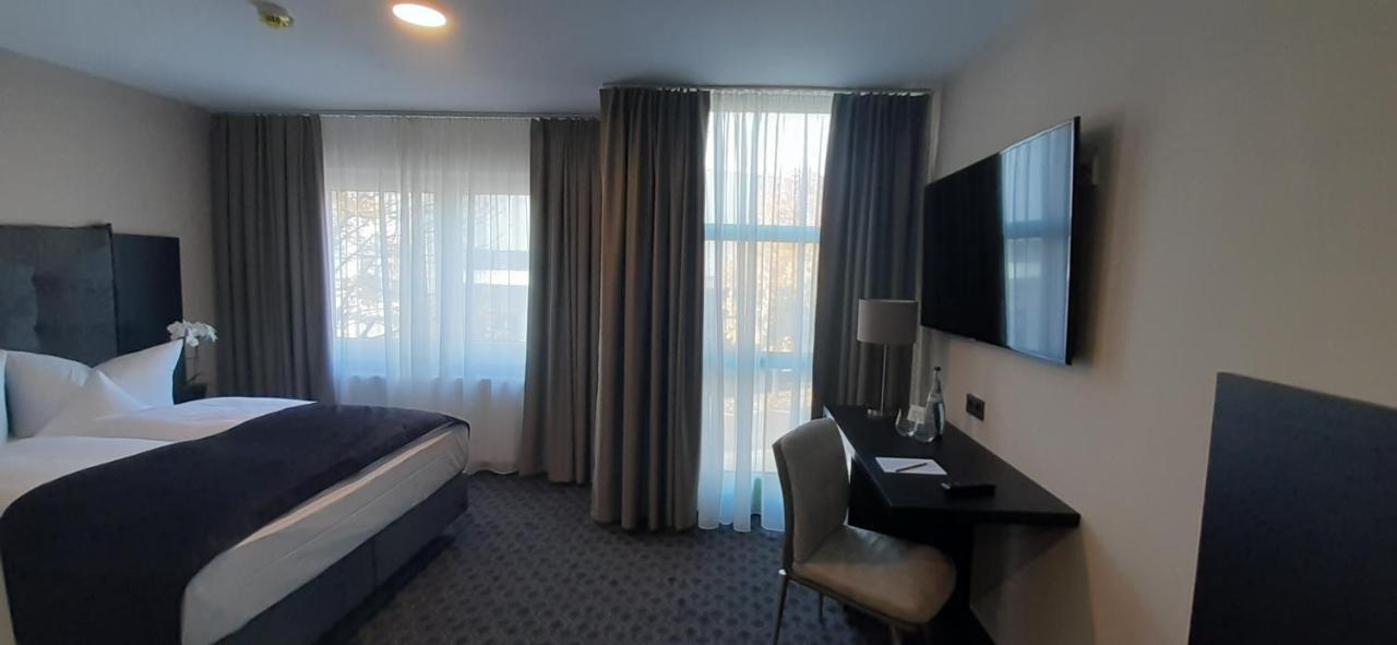 Remstal Hotel ไวน์ชตัดท์ ภายนอก รูปภาพ